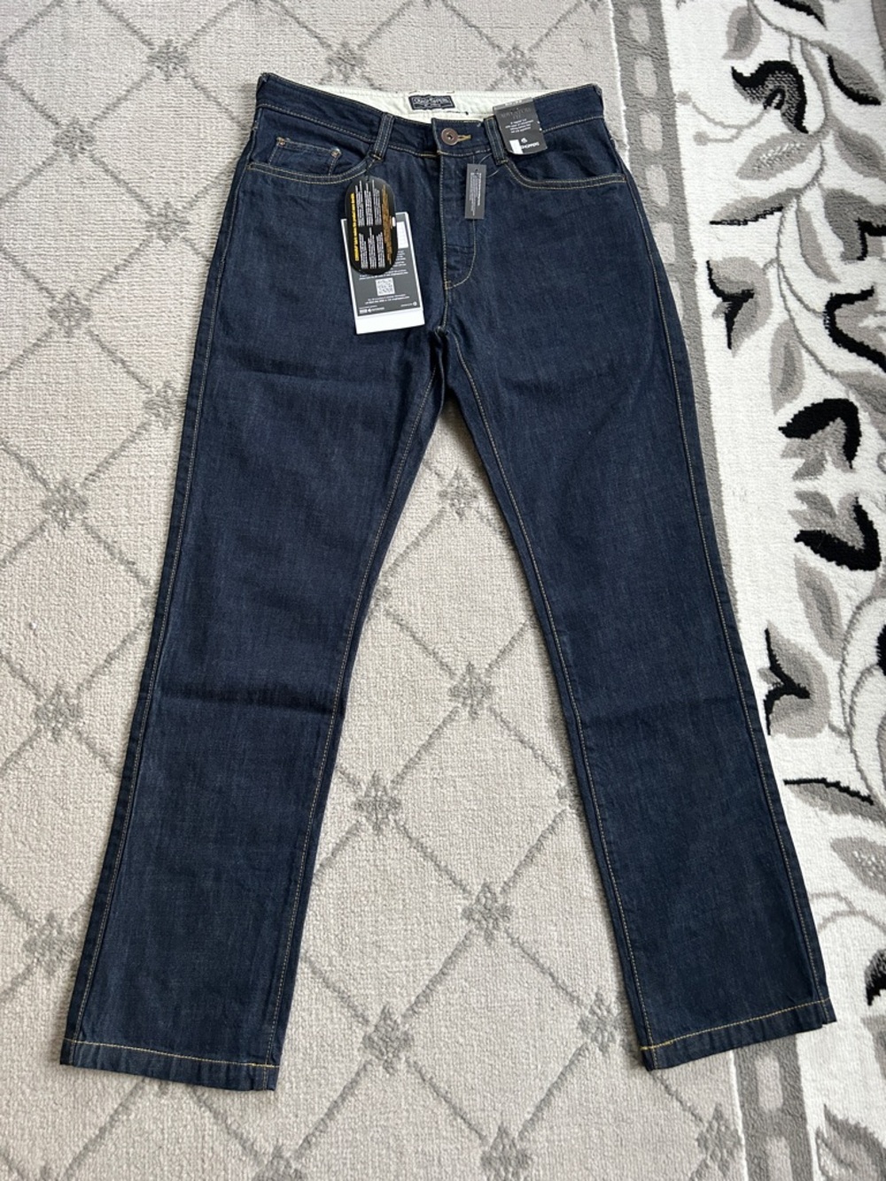 Craghoppers Men's Bardsey Straight Jeans in Dark Indigo